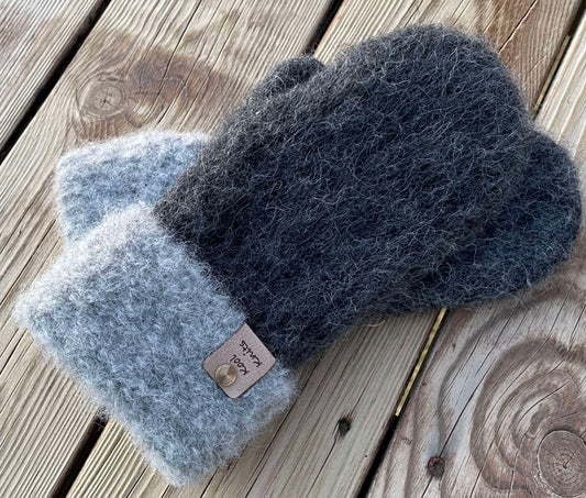 Pasha mittens. norsk